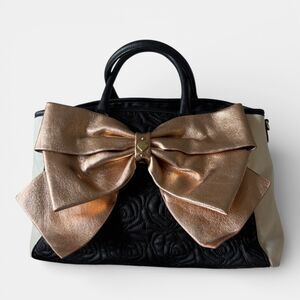 Y2K Betsey Johnson Purse Black Quilted Roses Metallic Rose Gold Bow